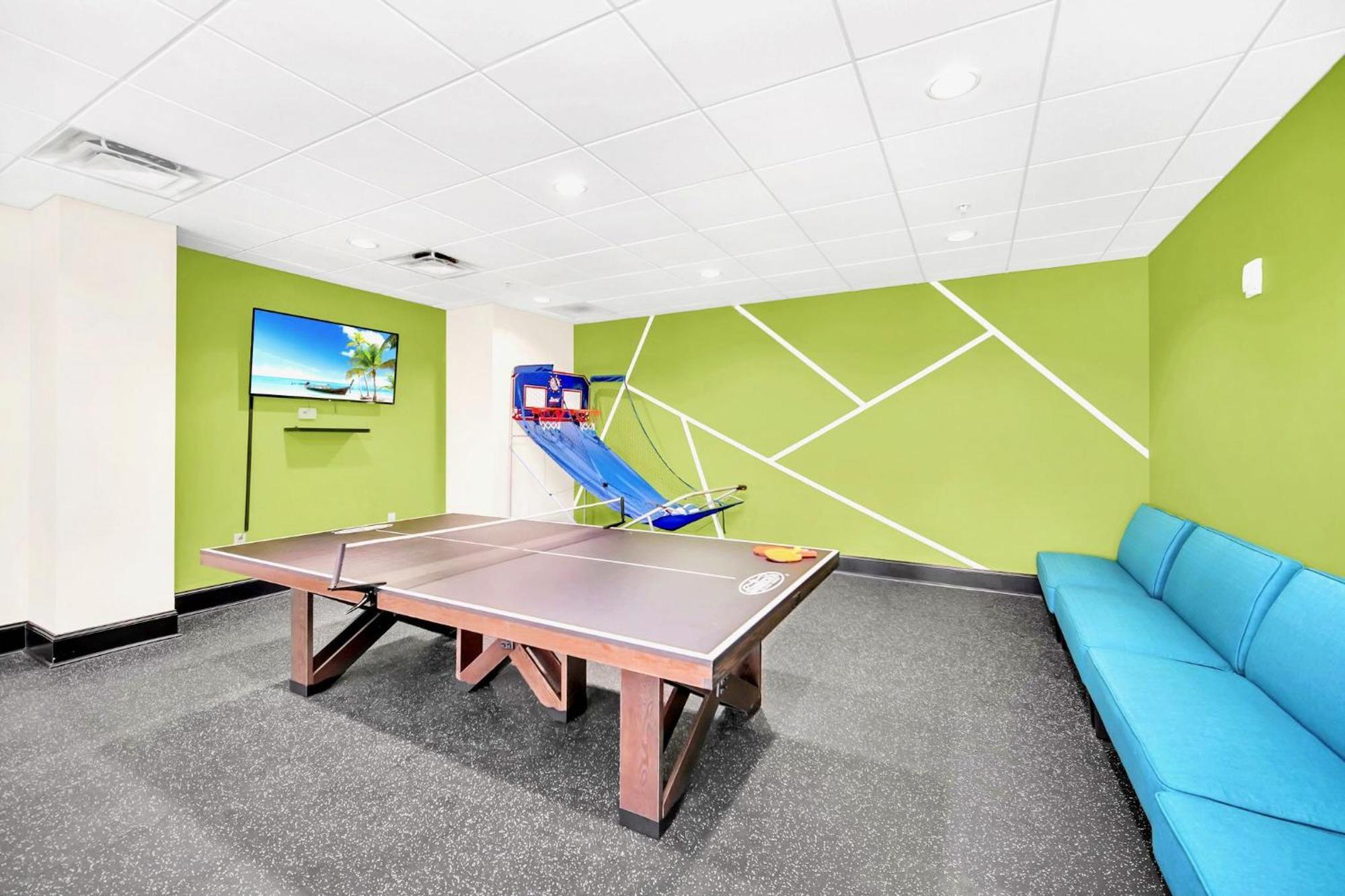 Spacious 2Br Condo With Pool & Hot Tub, Near Disney! Orlando Exterior photo