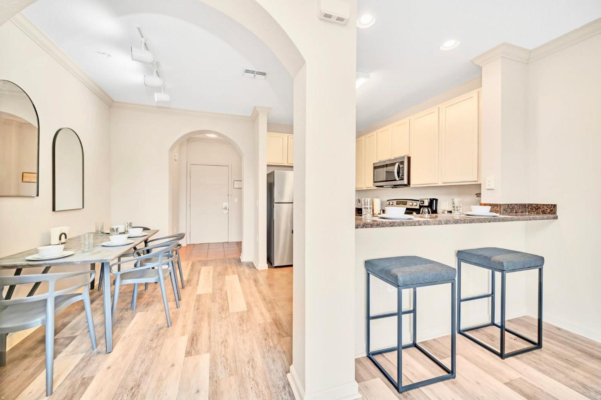 Spacious 2Br Condo With Pool & Hot Tub, Near Disney! Orlando Exterior photo
